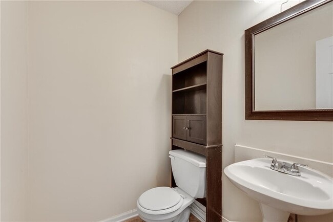 Building Photo - 3174 Benthollow Ln