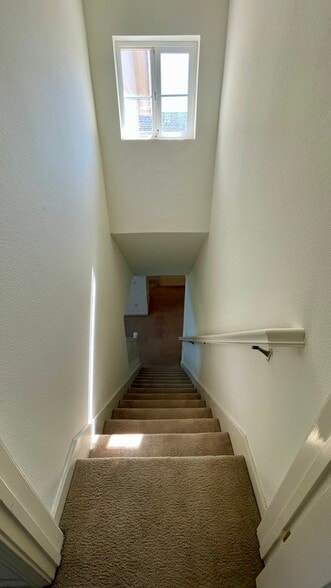 Building Photo - 2255 Showers Dr