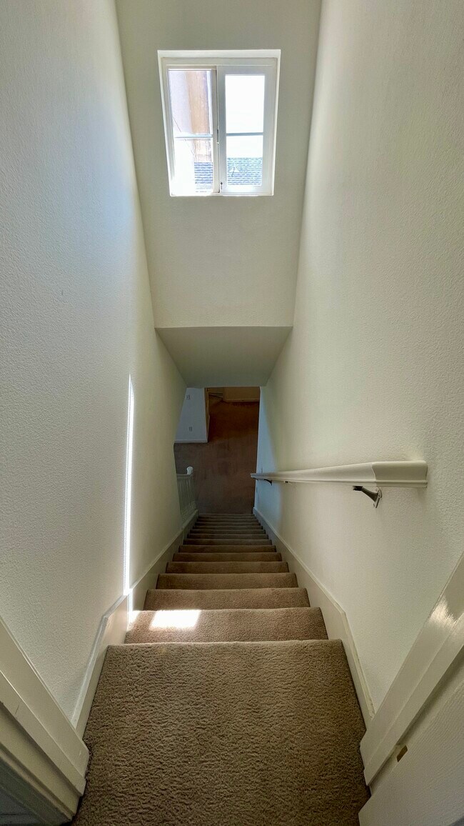 Building Photo - 2255 Showers Dr