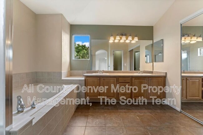Building Photo - 7680 Elk Ct