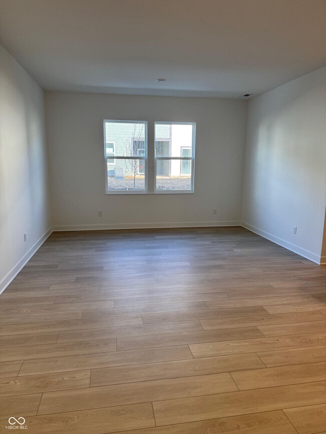 Building Photo - 15174 Swallow Fls Wy