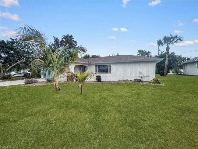 Building Photo - 3 Bed | 2 Bath Home on SE 46th Terrace – Space to Live, Room to Breathe