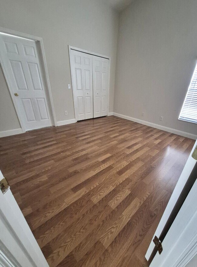 Building Photo - 2747 Eagle Canyon Dr S