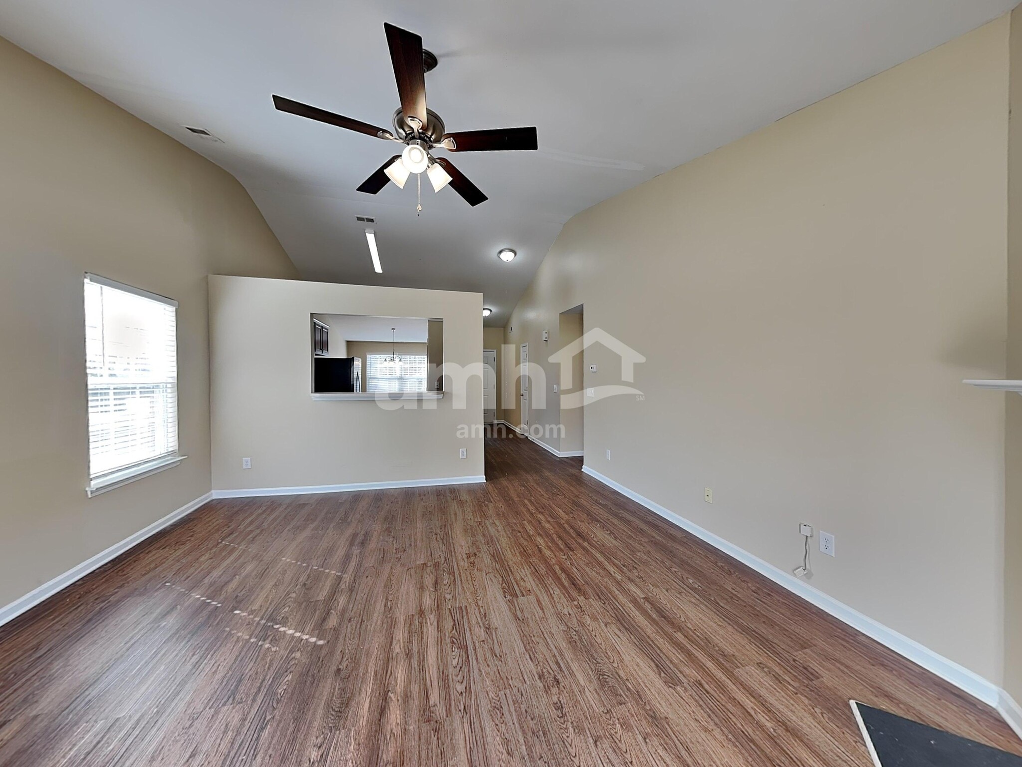 Building Photo - 116 Golden Valley Dr