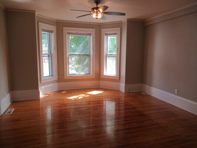 Living room - 48 Sherman Pl