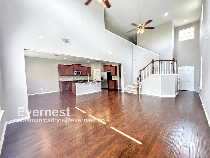 Building Photo - 16005 Hampton Bliss Trce