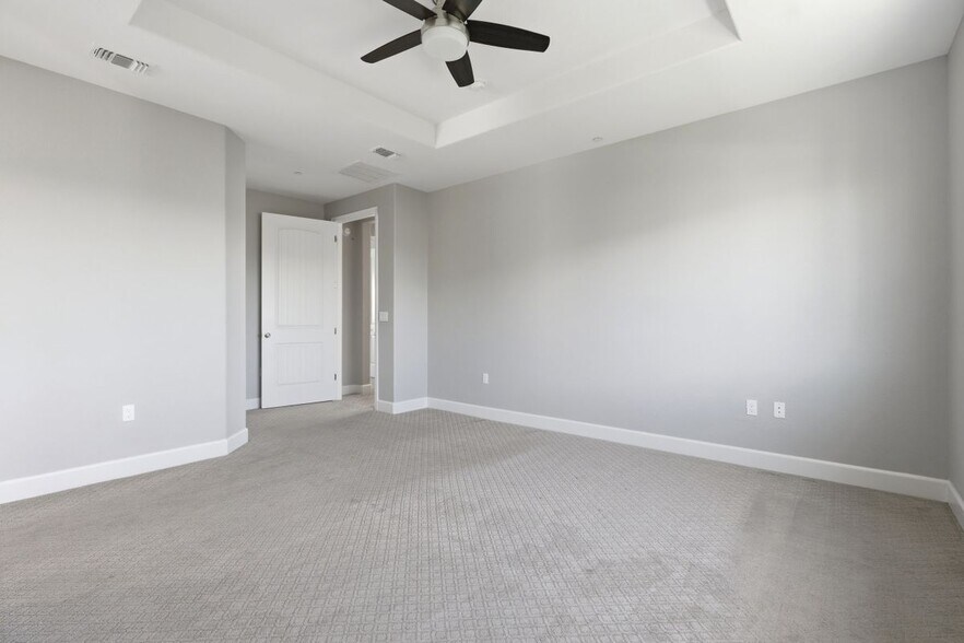 Building Photo - 453 Diamond Peak Ln