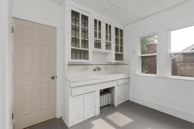 Building Photo - 3998 Haverhill St