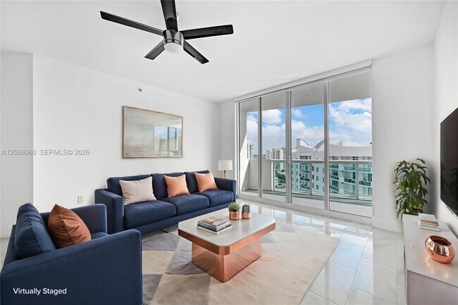 Building Photo - 7900 Harbor Island Dr