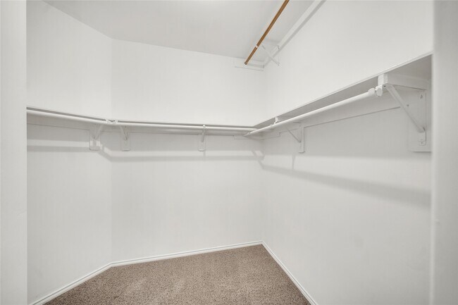 Building Photo - 1911 Mound Lake Dr