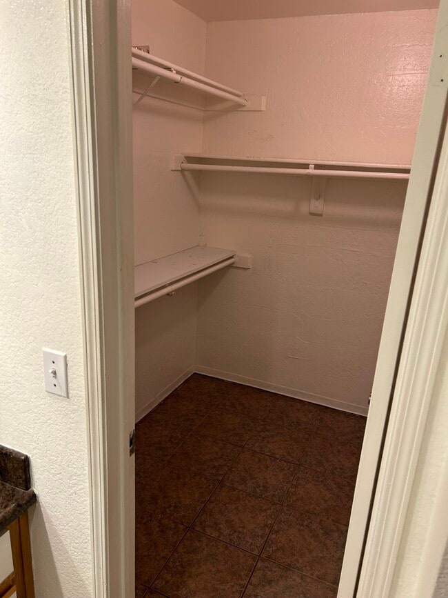 Building Photo - 4850 E Desert Cove Ave, #222