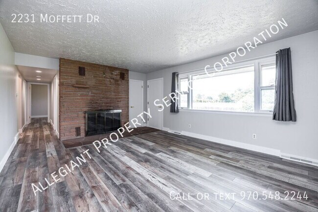 Building Photo - 2231 Moffett Dr