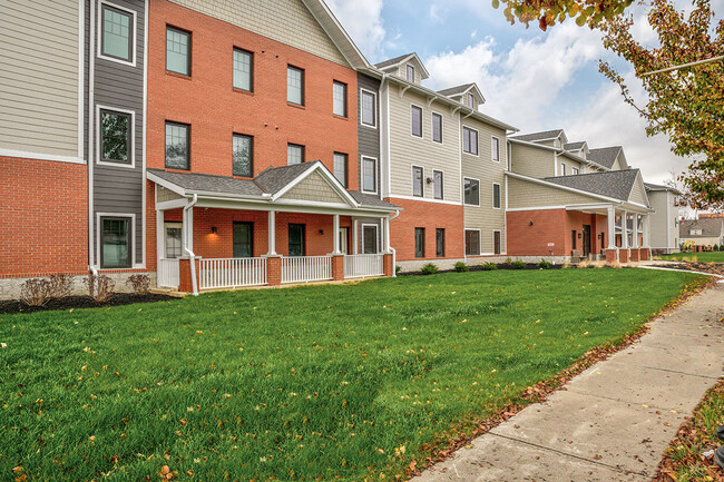 Building Photo - Fairwood Commons