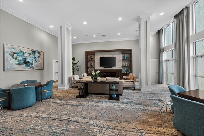 Building Photo - 3700 S Ocean Blvd