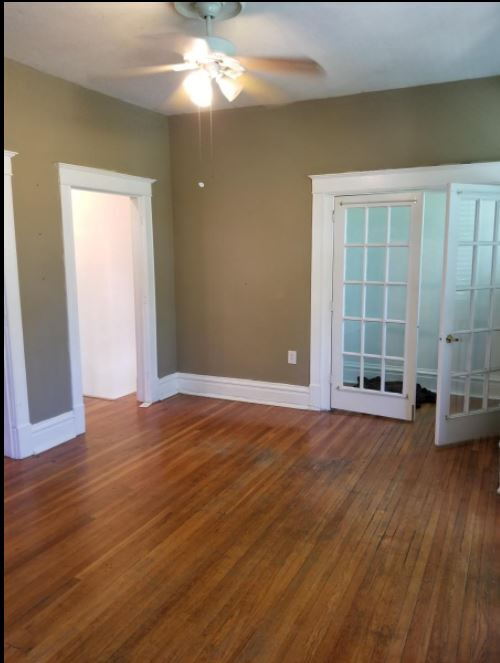 Building Photo - Tower Grove Area Living | Spacious Second-Floor Unit