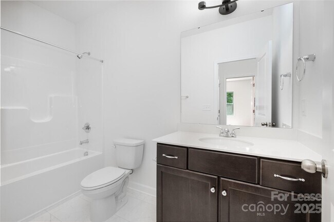Building Photo - 2567 Cornelius Pl NW