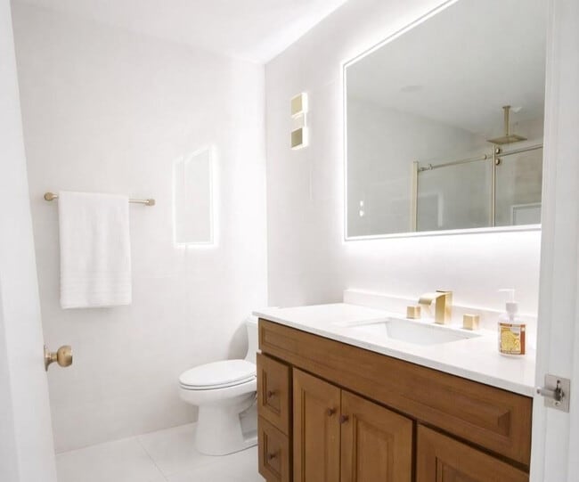 Building Photo - 22454 Cypress Wood Ln