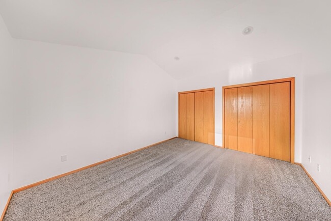 Building Photo - 704 Drayton St