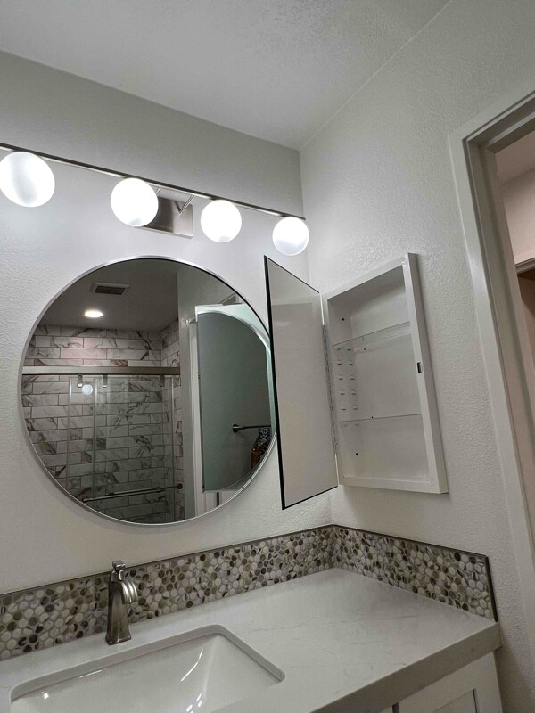 Building Photo - 2812 N Auburn Cir