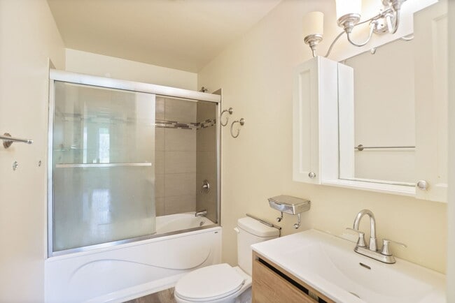 Building Photo - You won't want to miss this home