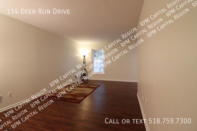 Building Photo - Nicely updated 3 bedroom in the Deer Run n...