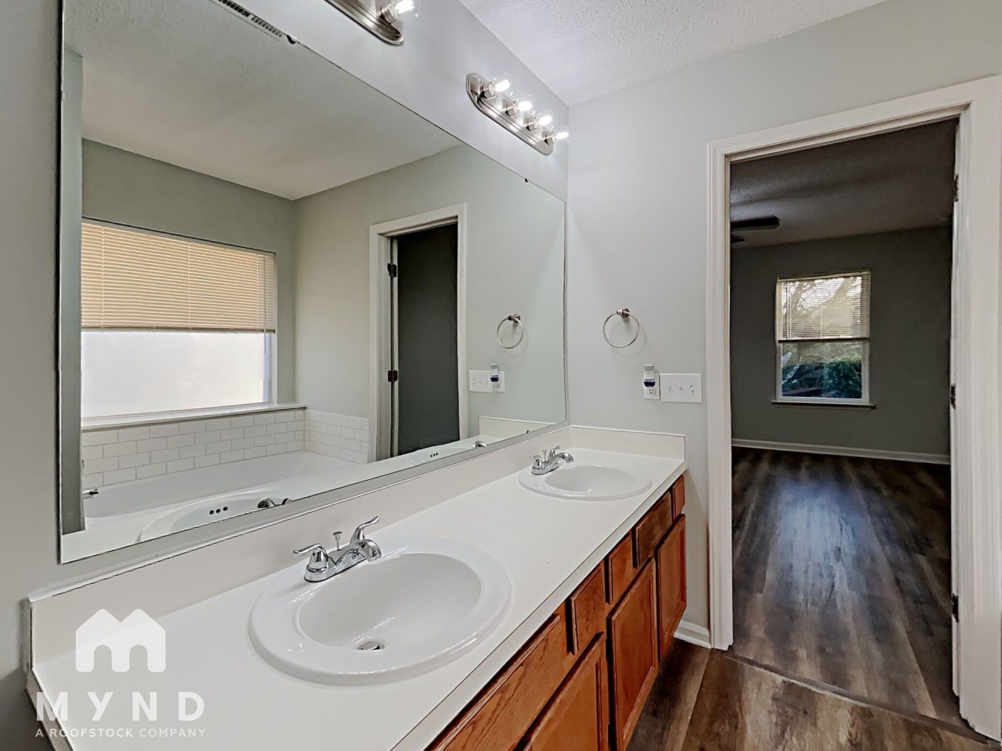 Building Photo - 2906 Silkstream Ln