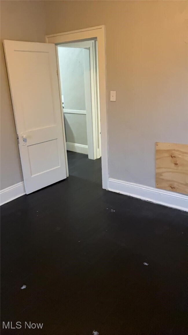 Building Photo - 2171 Olive Ave