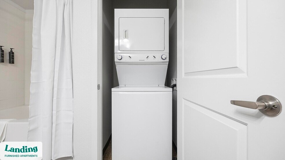 Building Photo - 4000 N Albion St