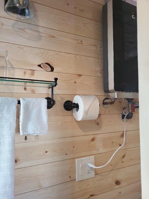 Building Photo - 7398 Birch Bay Dr