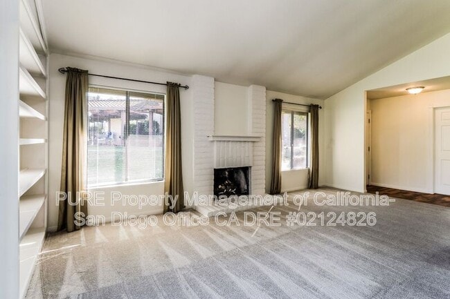 Building Photo - 2107 David Dr