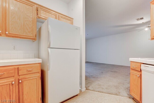 Building Photo - 1846 Scimitar Dr