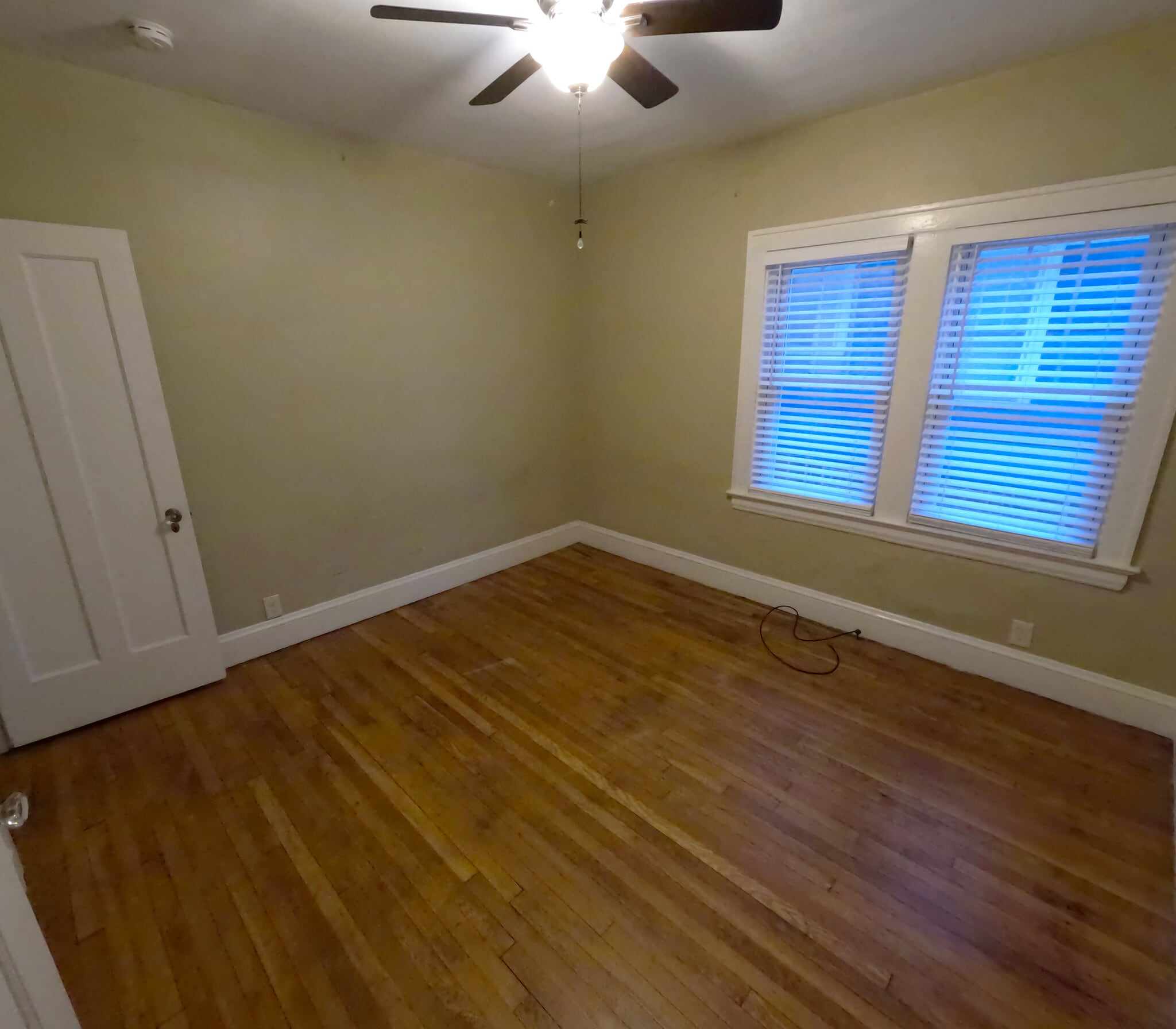 Building Photo - 1652 Hillcrest Rd