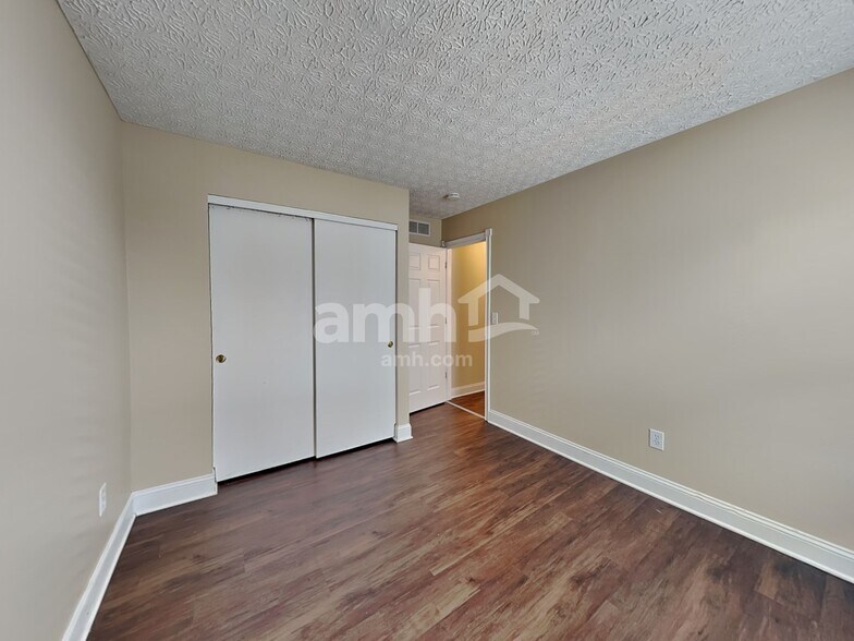 Building Photo - 1199 Onaway Ct