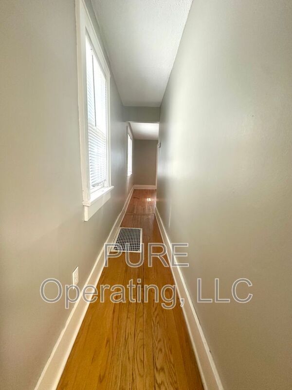 Building Photo - 3929 Patterson St