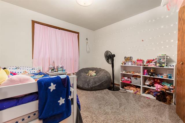 Building Photo - 510 E Peter Ln