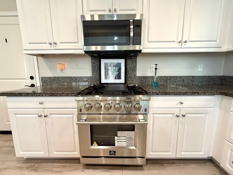 Building Photo - 2955 Villa Catalonia Cir