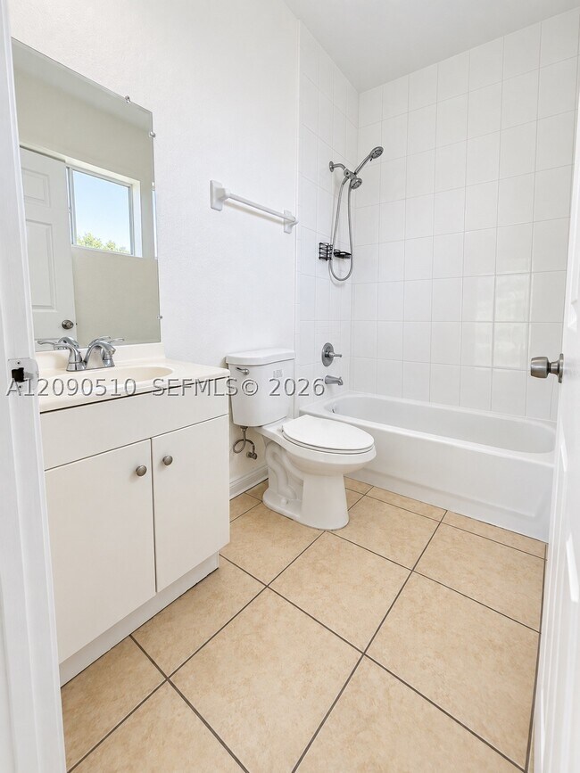 Building Photo - 26526 SW 138th Ave