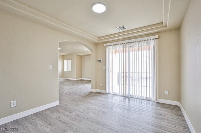 Building Photo - 4584 Mission Meadow Cir