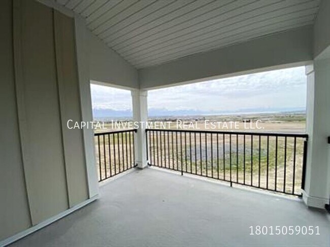 Building Photo - 947 W Coral Charm Wy