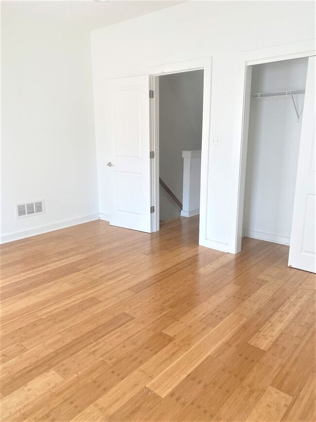 Building Photo - House for Rent in Fishtown