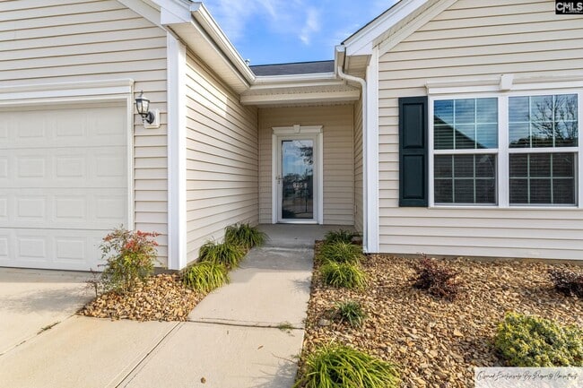 Building Photo - 825 Burnview Ln