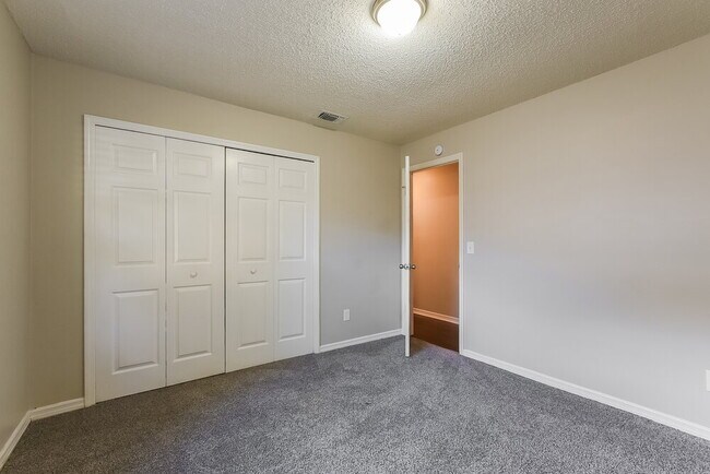 Building Photo - 948 March Hare Ct