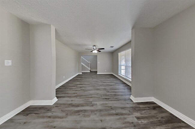 Building Photo - 9515 Gusty Winds Dr