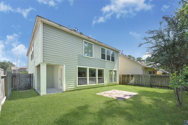 Building Photo - 11927 Shallow Oaks Dr