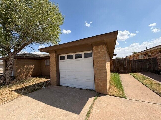 Building Photo - 7501 Avenue W