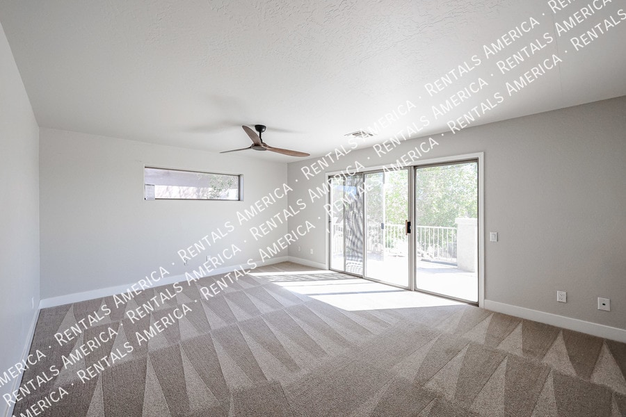 Building Photo - 2355 N Travis Cir