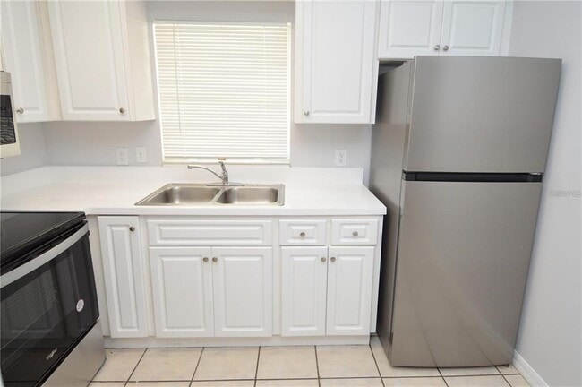 Building Photo - 3607 W Idlewild Ave