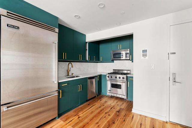 Building Photo - 1 bedroom in BROOKLYN NY 11249