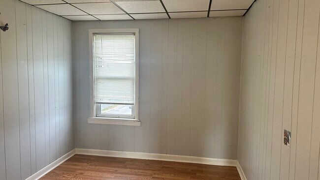 Building Photo - 190 Jefferson St