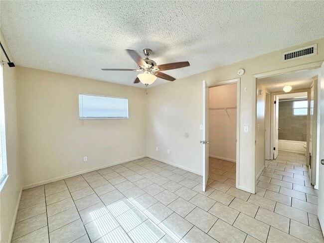 Building Photo - 2540 Elm Ave